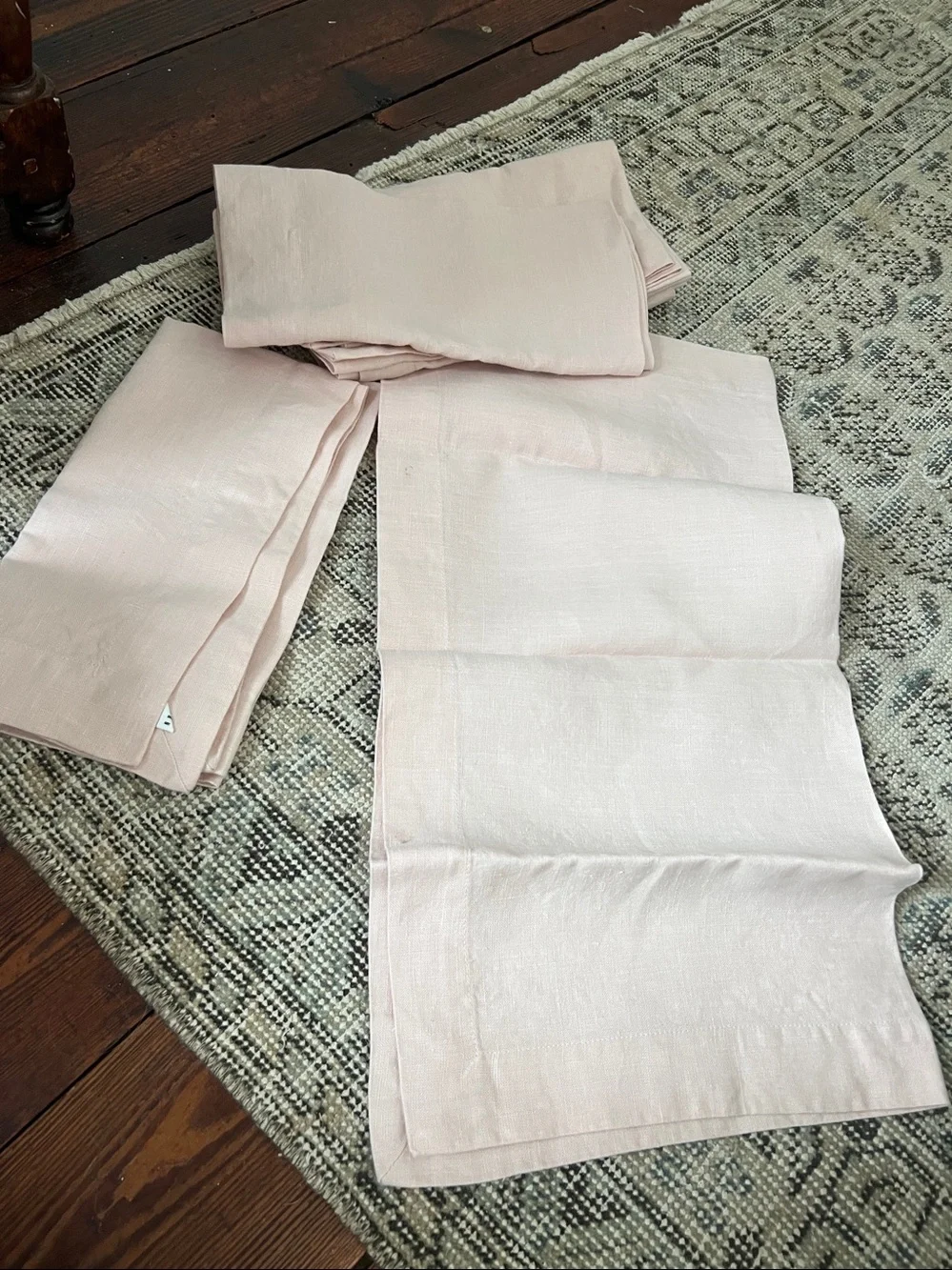 Pottery barn linen napkins pink lovely! 6  excellent
